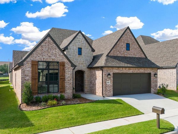 9056 E 62nd Place S, Tulsa, OK 74133