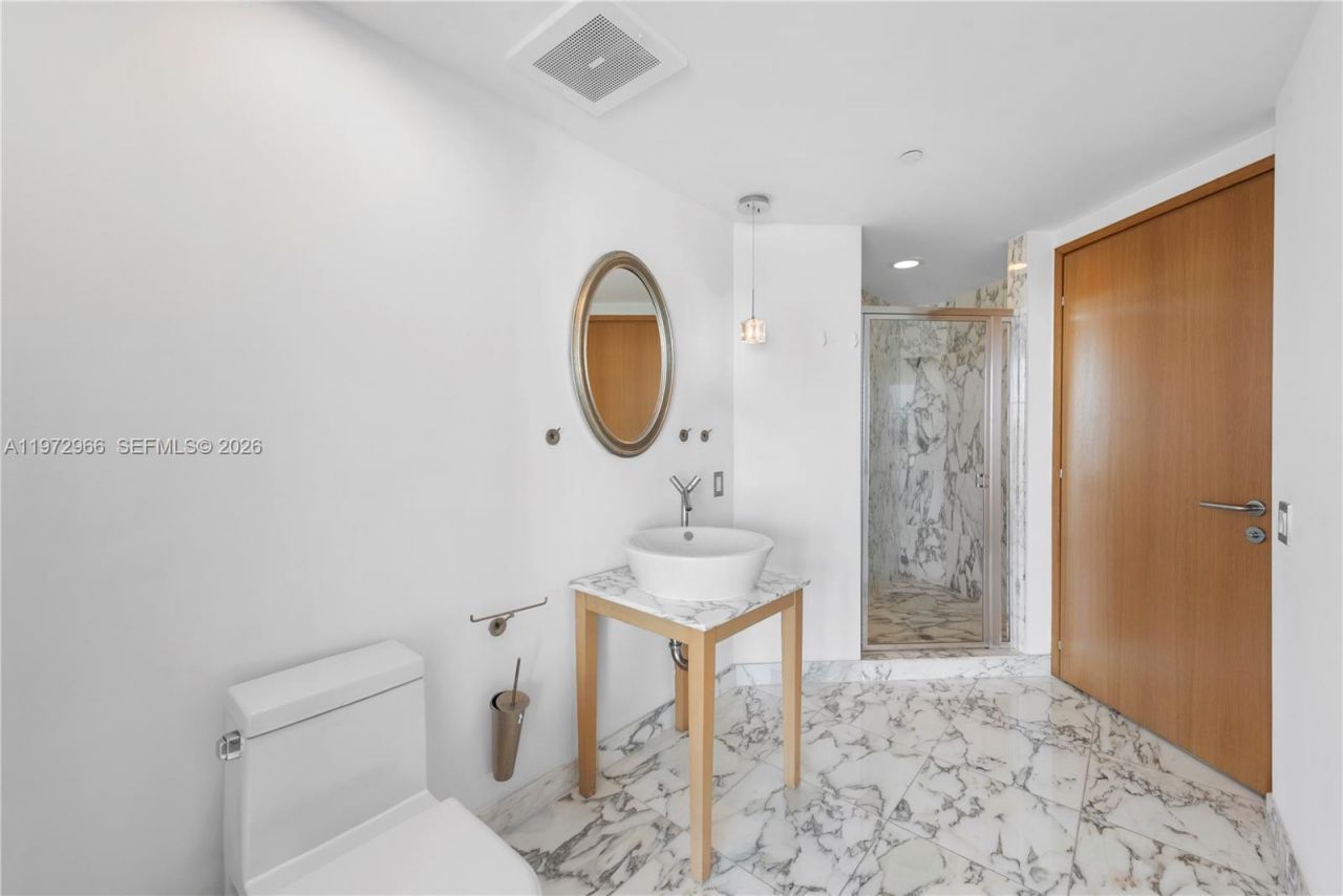 450 Alton Rd , Unit 3206, Miami Beach, FL 33139 Photo