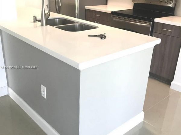 Unit 1509, Miami, FL 33196