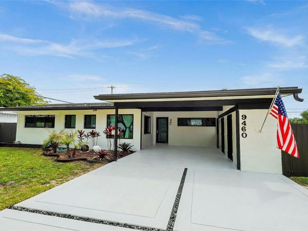 9460 Martinique Dr, Cutler Bay, FL 33189