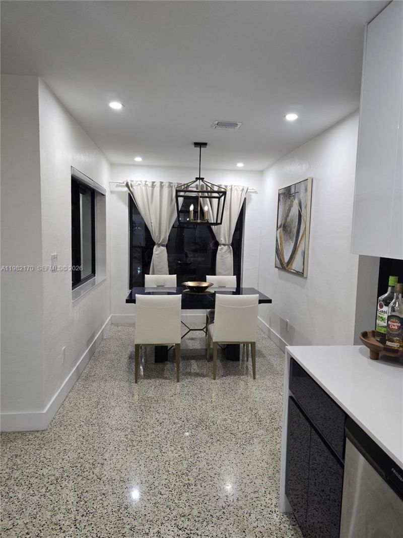 9460 Martinique Dr , Cutler Bay, FL 33189 Photo