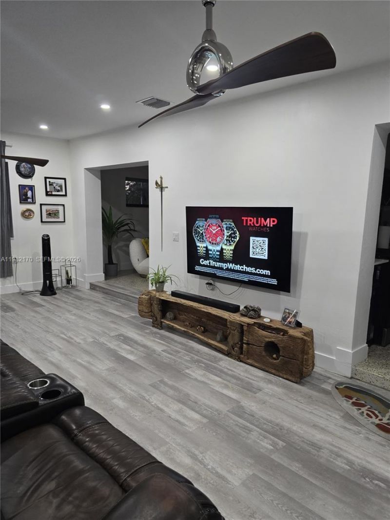 9460 Martinique Dr , Cutler Bay, FL 33189 Photo