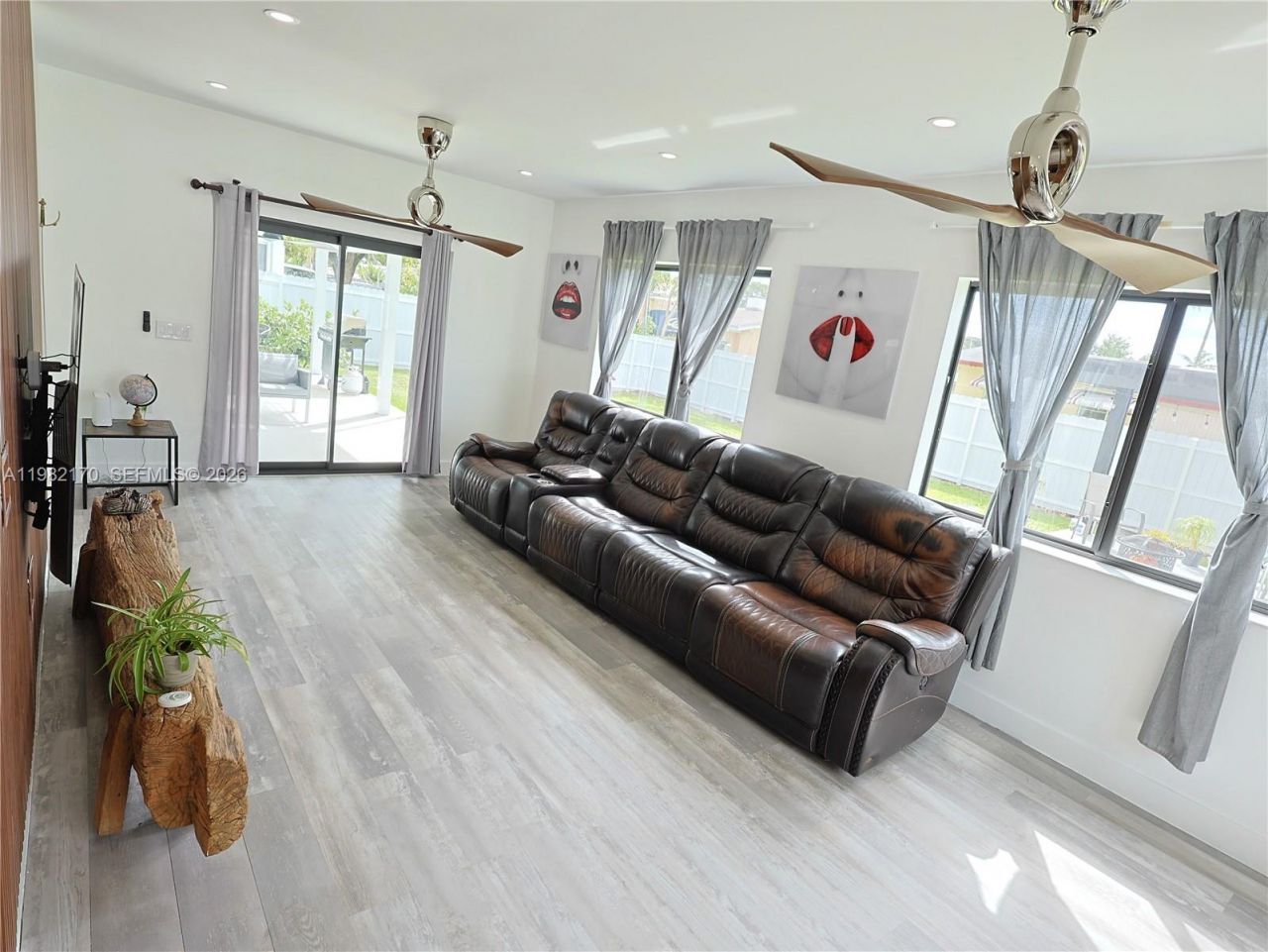 9460 Martinique Dr, Cutler Bay, FL 33189 Photo