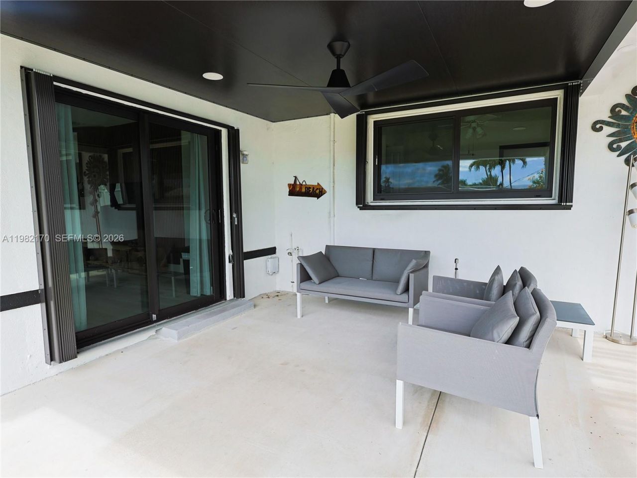 9460 Martinique Dr, Cutler Bay, FL 33189 Photo