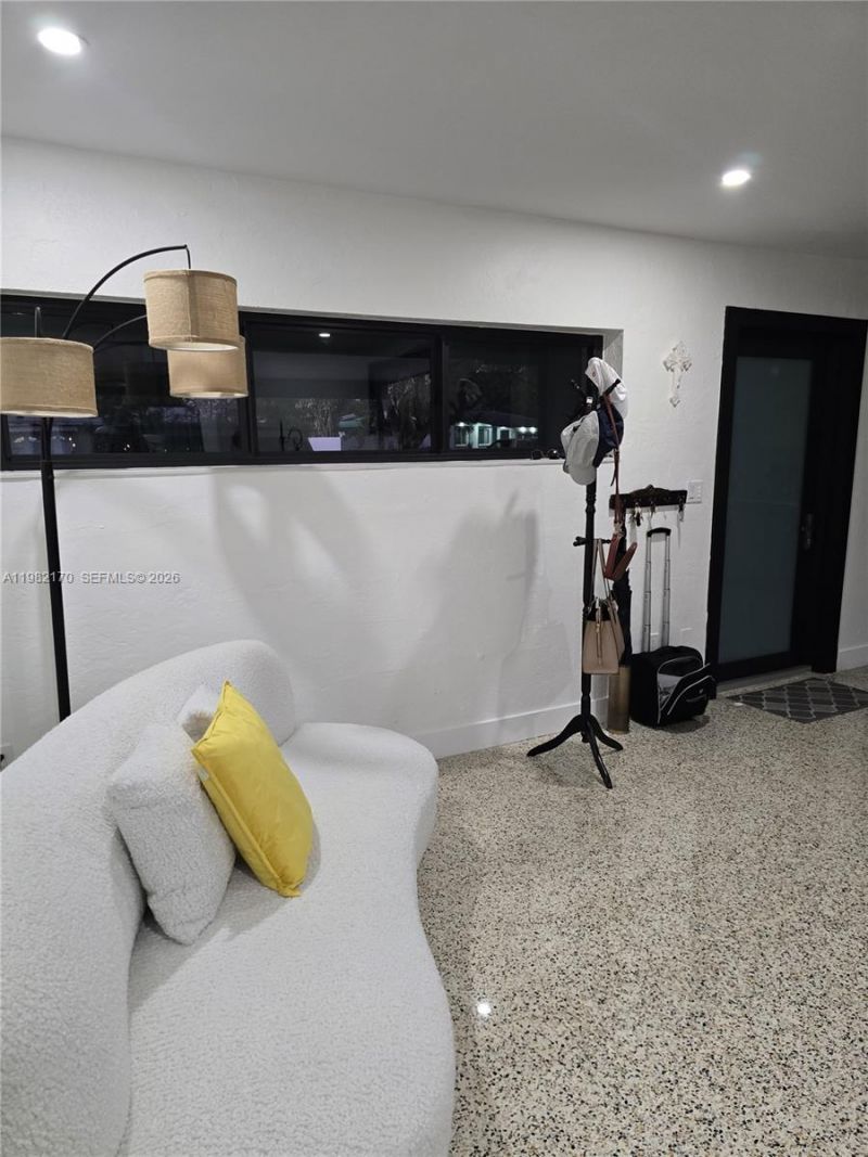 9460 Martinique Dr, Cutler Bay, FL 33189 Photo