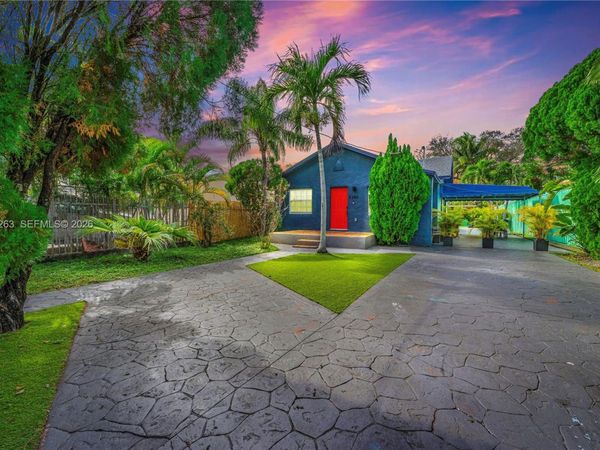 2340 NW 23rd Ct , Miami, FL 33142