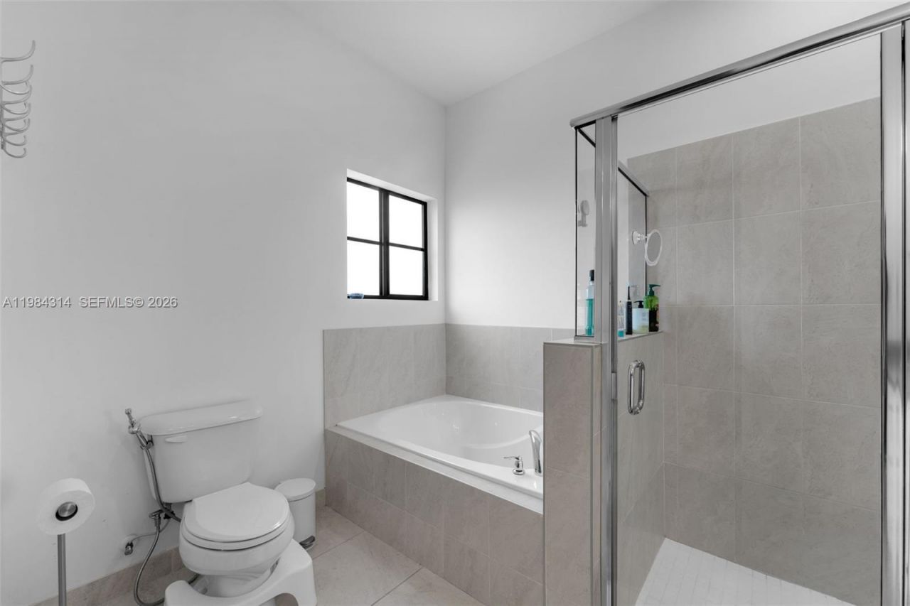 17805 SW 114th Ct, Unit 17805, Miami, FL 33157 Photo