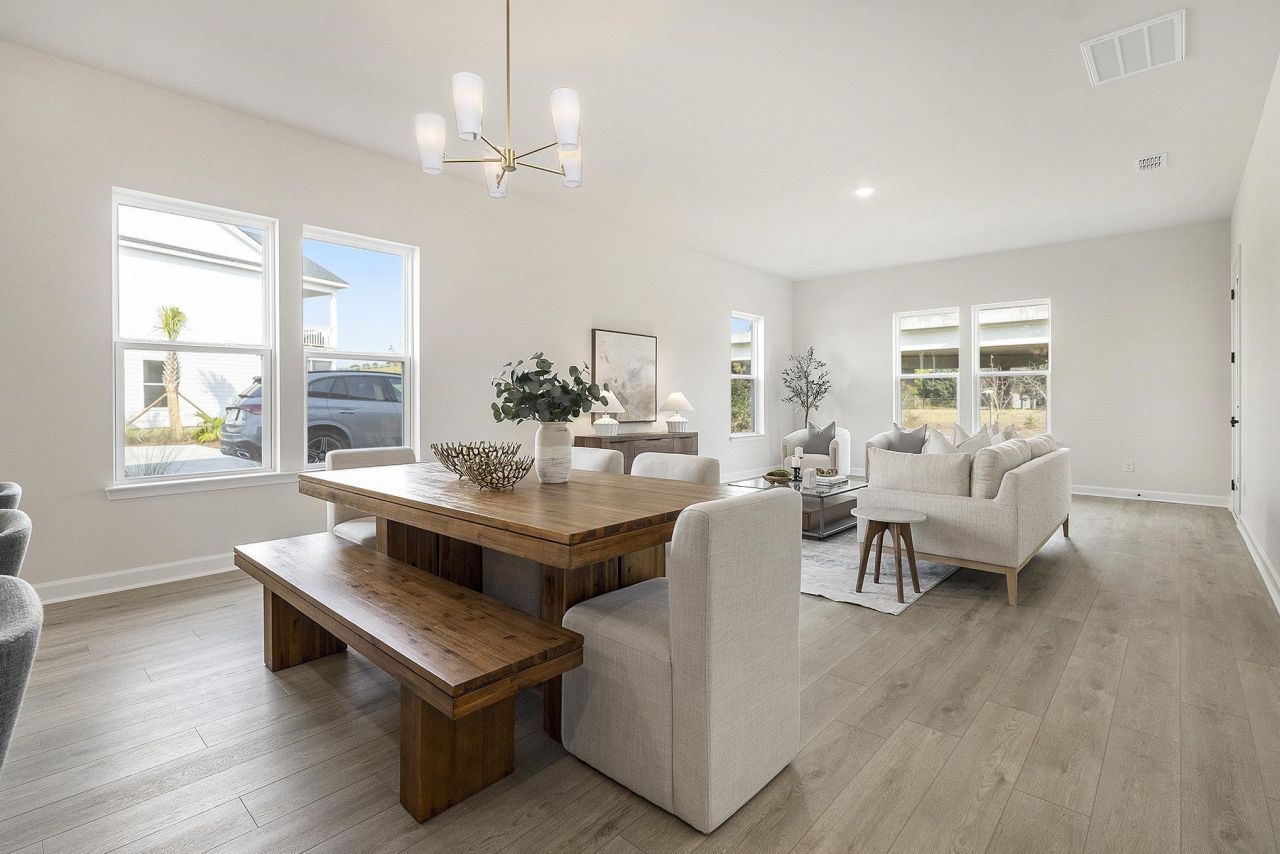 1000 Triton Ave. Photo 14