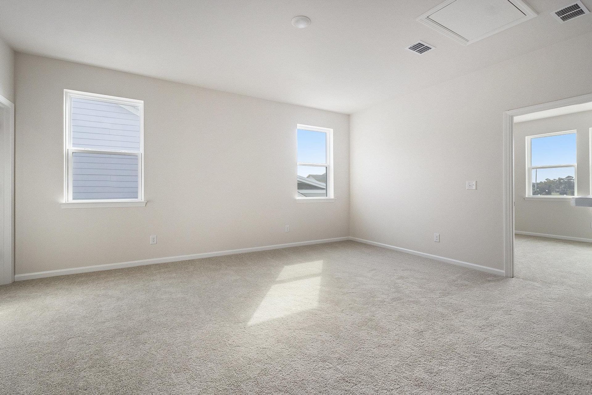 1000 Triton Ave. Photo 35