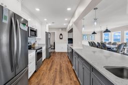 306 S Waccamaw Dr. photo 4