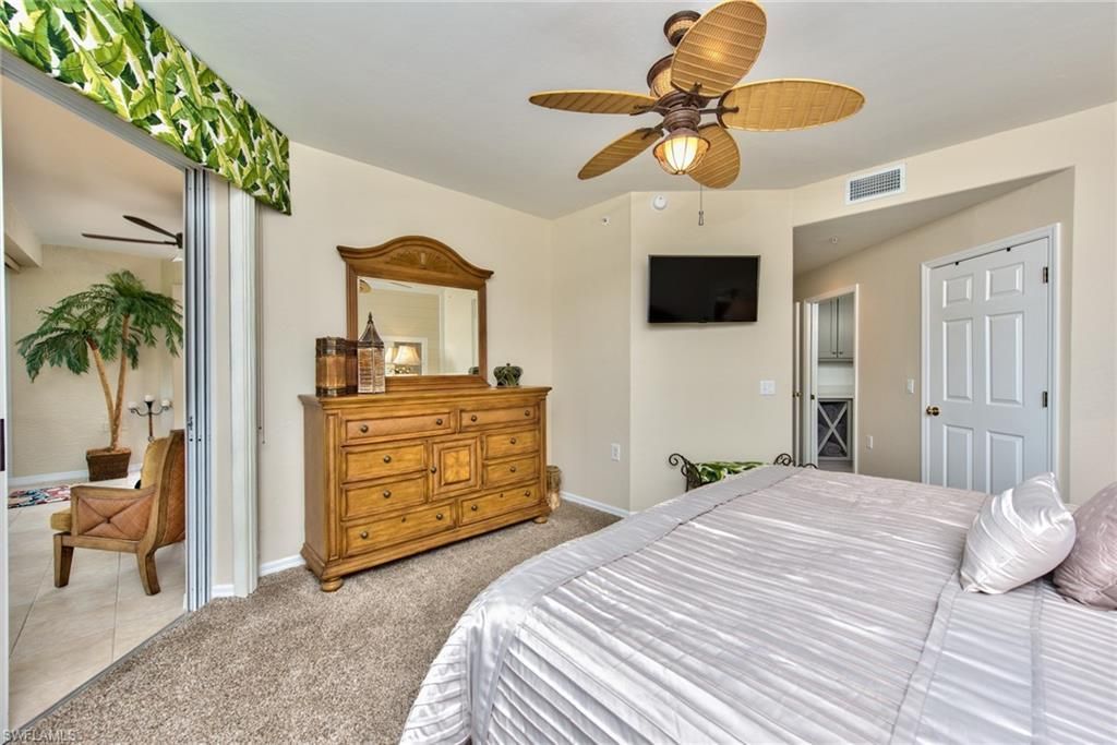 2190 Arielle Dr, Unit 902, Naples, FL 34109 Photo
