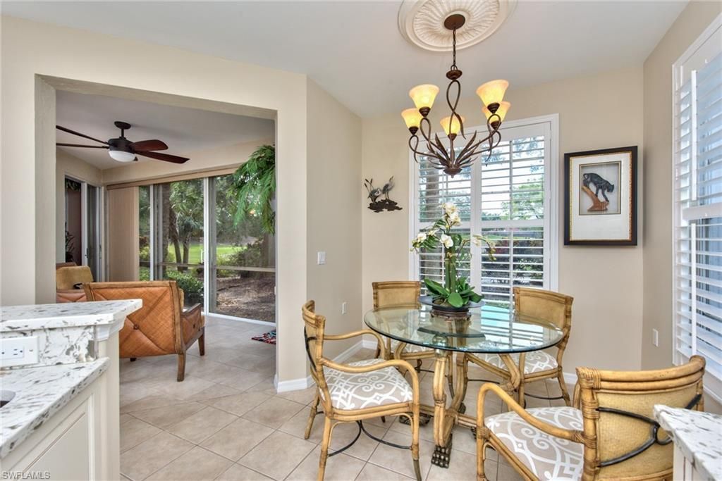 2190 Arielle Dr, Unit 902, Naples, FL 34109 Photo