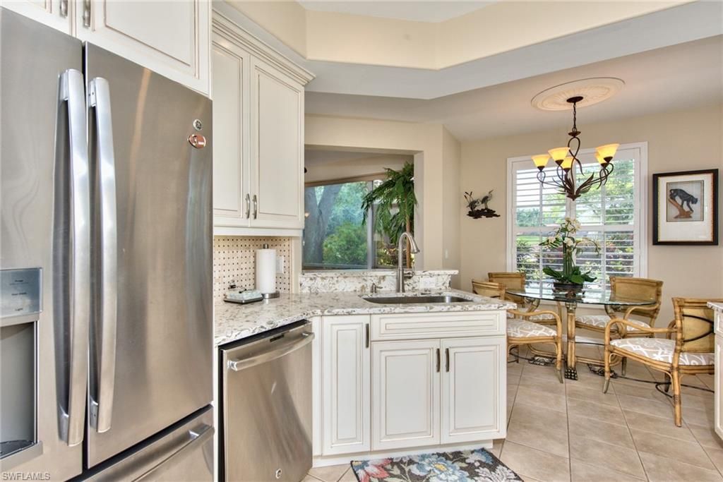 2190 Arielle Dr, Unit 902, Naples, FL 34109 Photo