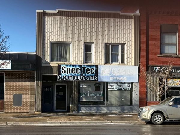 216 S Mitchell Street, Cadillac, MI 49601