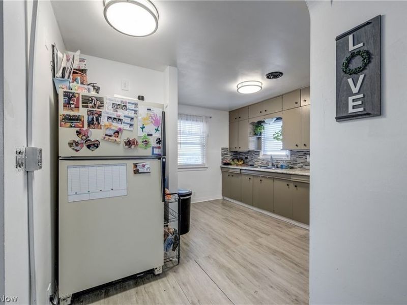 1402 E 185th Street, Cleveland, OH 44110 Photo 19