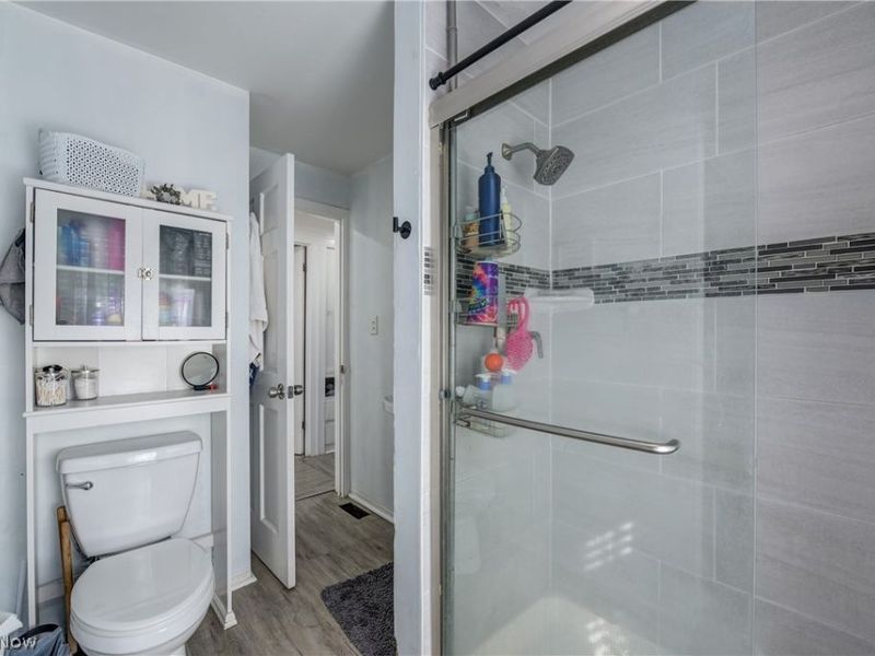 1402 E 185th Street, Cleveland, OH 44110 Photo 22