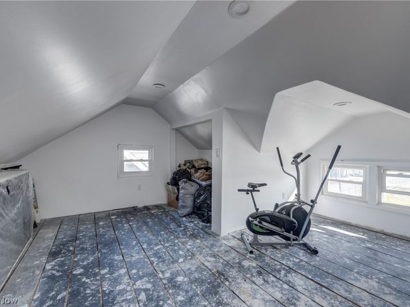 1402 E 185th Street, Cleveland, OH 44110 Photo 29