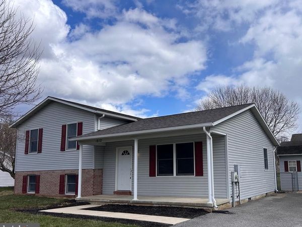 1612 MAGNOLIA COURT, CHAMBERSBURG, PA 17202