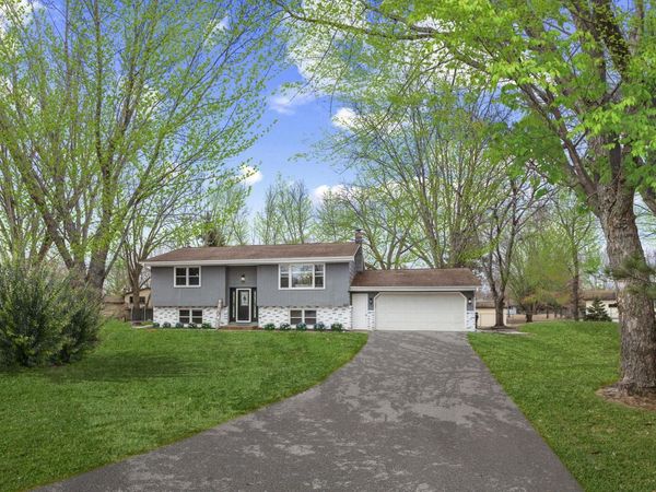 2040 166th Lane NE, Ham Lake, MN 55304