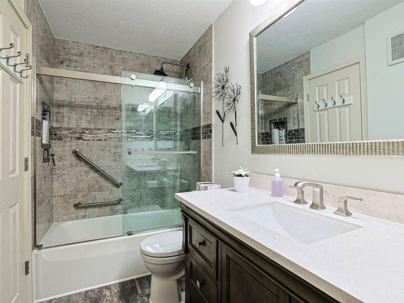 11990 Thames Place, Sharonville, OH 45241 Photo 23