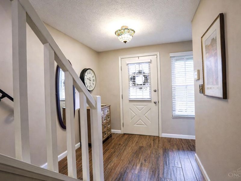 11990 Thames Place, Sharonville, OH 45241 Photo 6