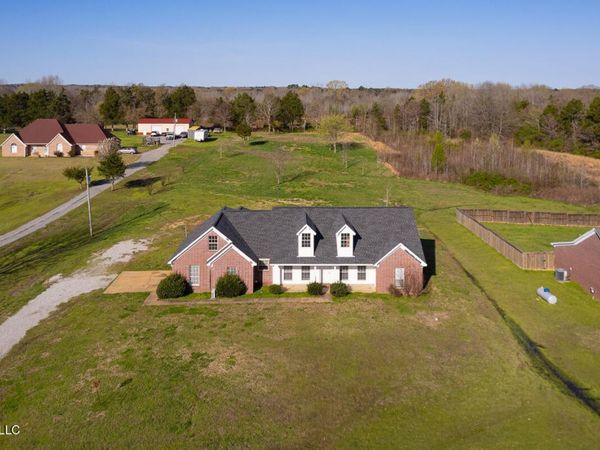 1495 N Red Banks Road, Red Banks, MS 38661