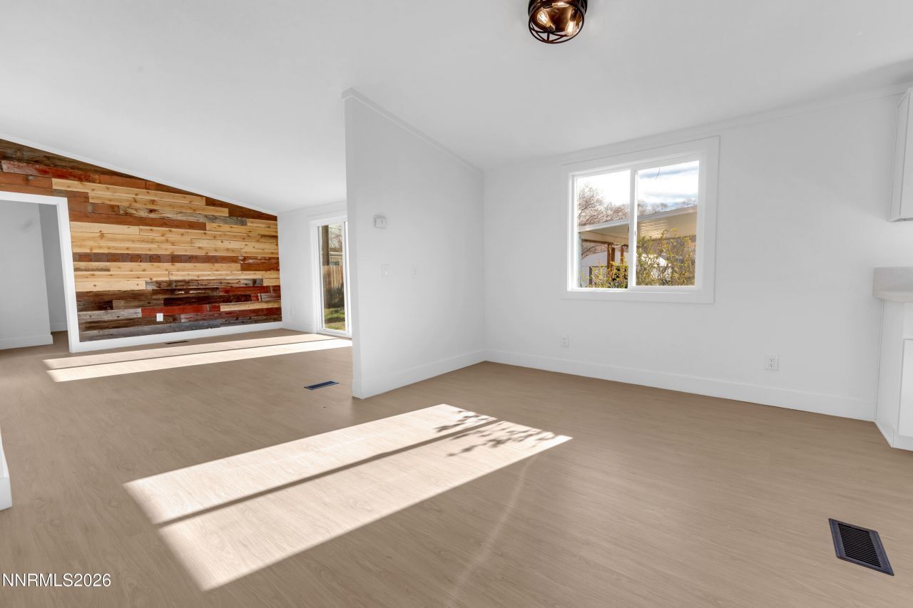 17575 Thrush Lane, Reno, NV 89508 Photo