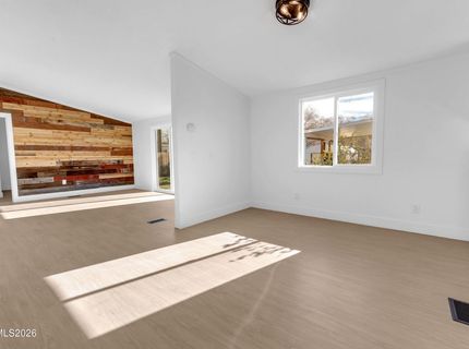 17575 Thrush Lane, Reno, NV 89508 Photo