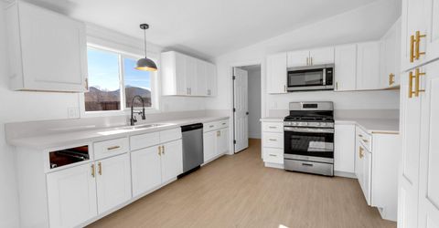 17575 Thrush Lane, Reno, NV 89508 Photo