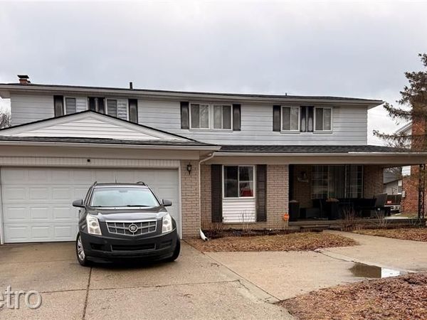 29450 Sharon Lane, Southfield, MI 48076