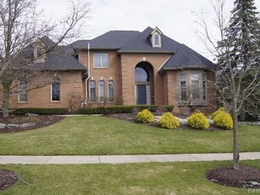 6531 Bridgewater Drive, West Bloomfield Twp, MI 48322