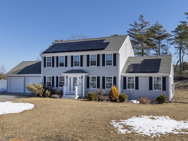 42 Arbor Ridge, Plymouth, MA 02360