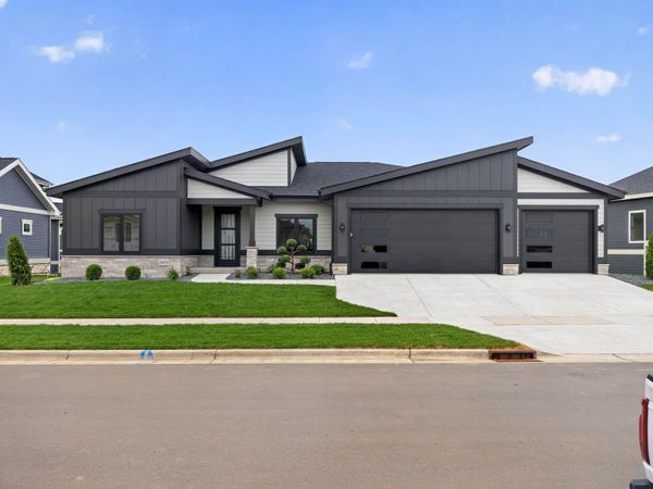 1403 Atlas Trail, Waunakee, WI 53597
