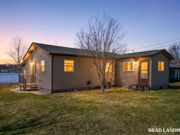 1980 Parker Drive, Wayland, MI 49348