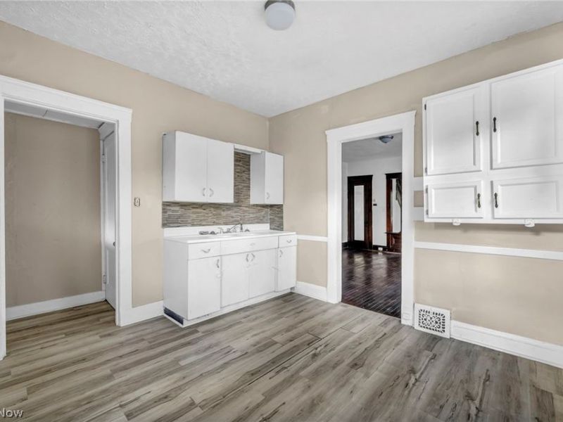 3847 W 38th Street, Cleveland, OH 44109 Photo 28