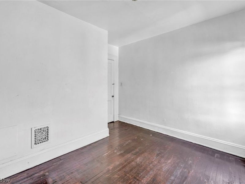 3847 W 38th Street, Cleveland, OH 44109 Photo 35