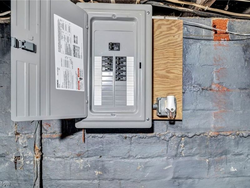 3847 W 38th Street, Cleveland, OH 44109 Photo 42