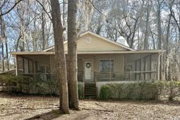 648 Stumphole Road photo 4