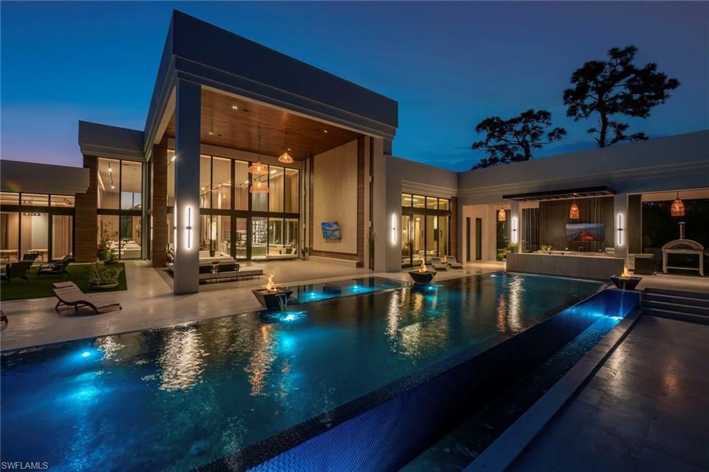 6616 Trail Blvd , Naples, FL 34108 Photo