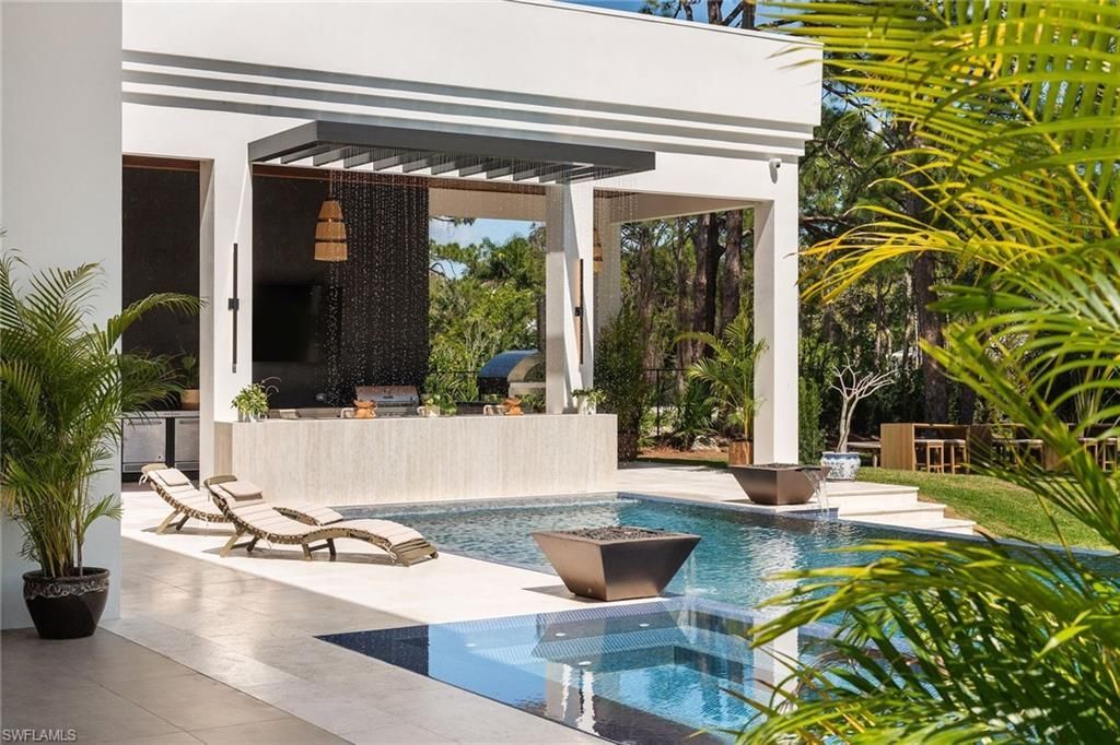 6616 Trail Blvd , Naples, FL 34108 Photo