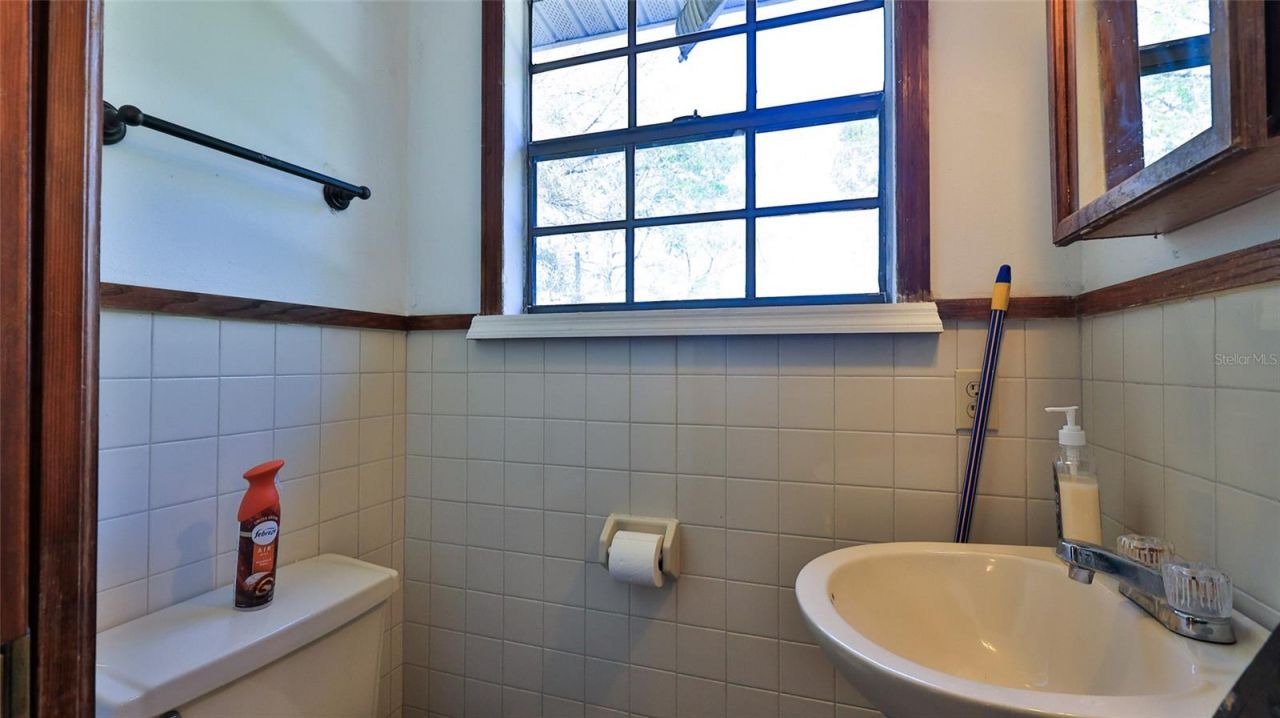 2021 Umbrella Tree Drive, Edgewater, FL 32141 Photo