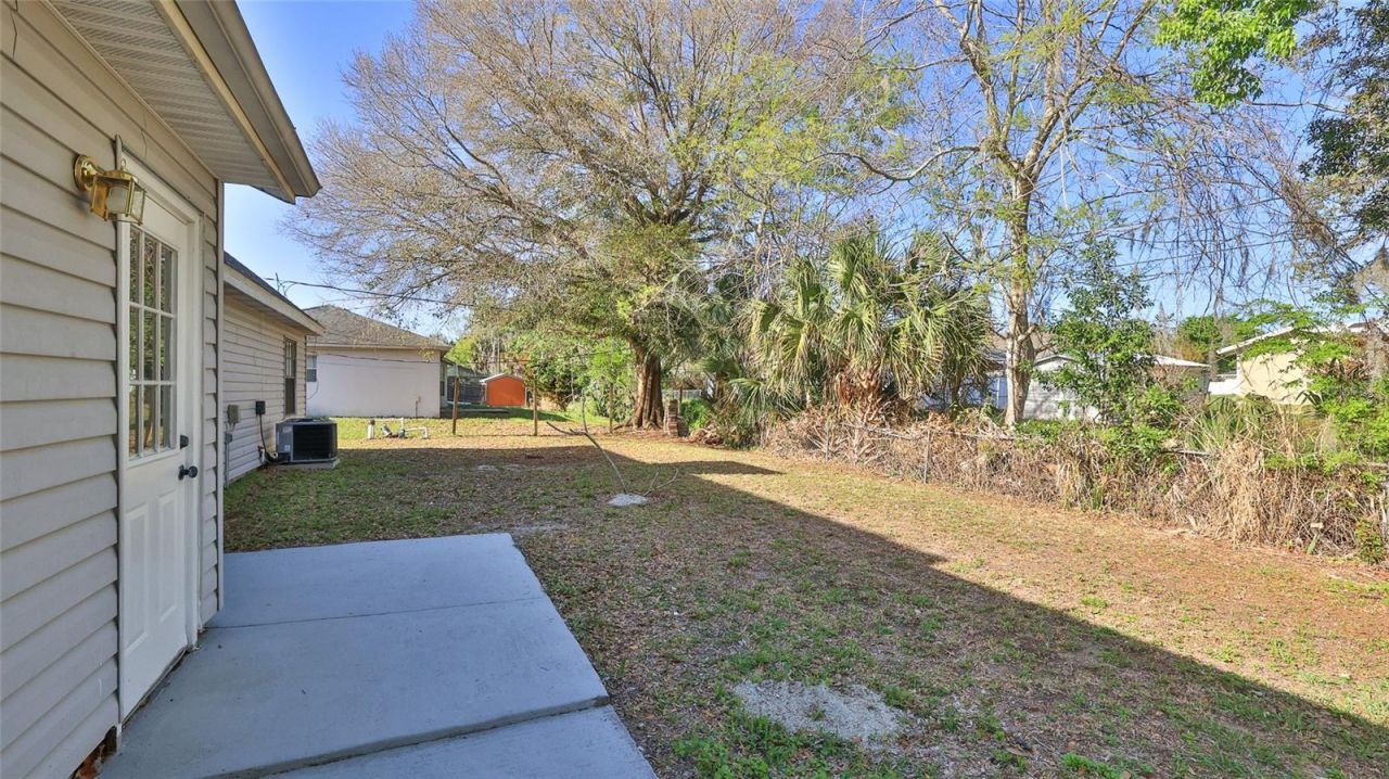 2021 Umbrella Tree Drive, Edgewater, FL 32141 Photo