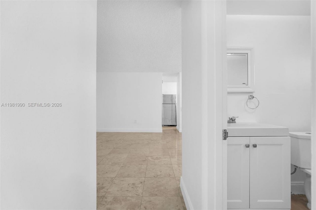 12101 NE 6th Ave , Unit 7, North Miami, FL 33161 Photo