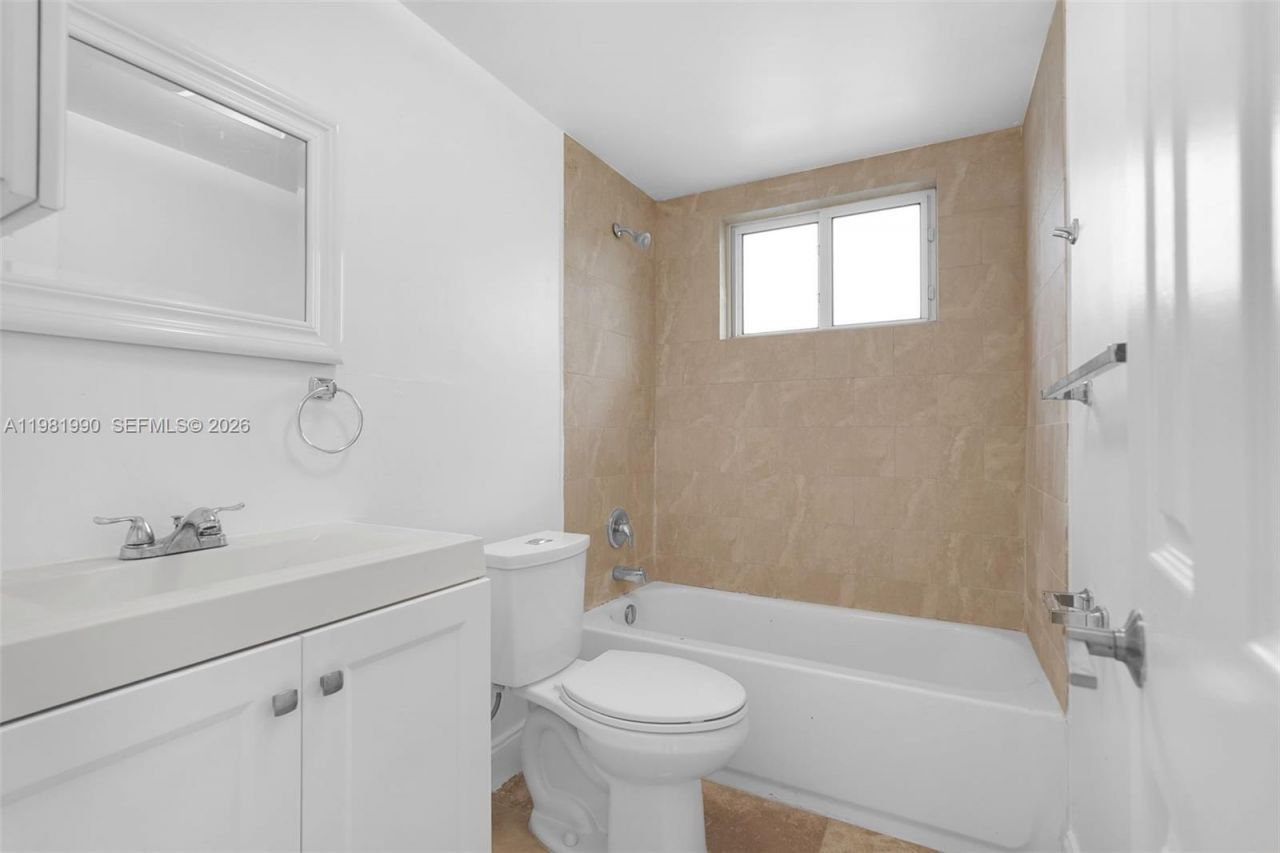 12101 NE 6th Ave, Unit 7, North Miami, FL 33161 Photo