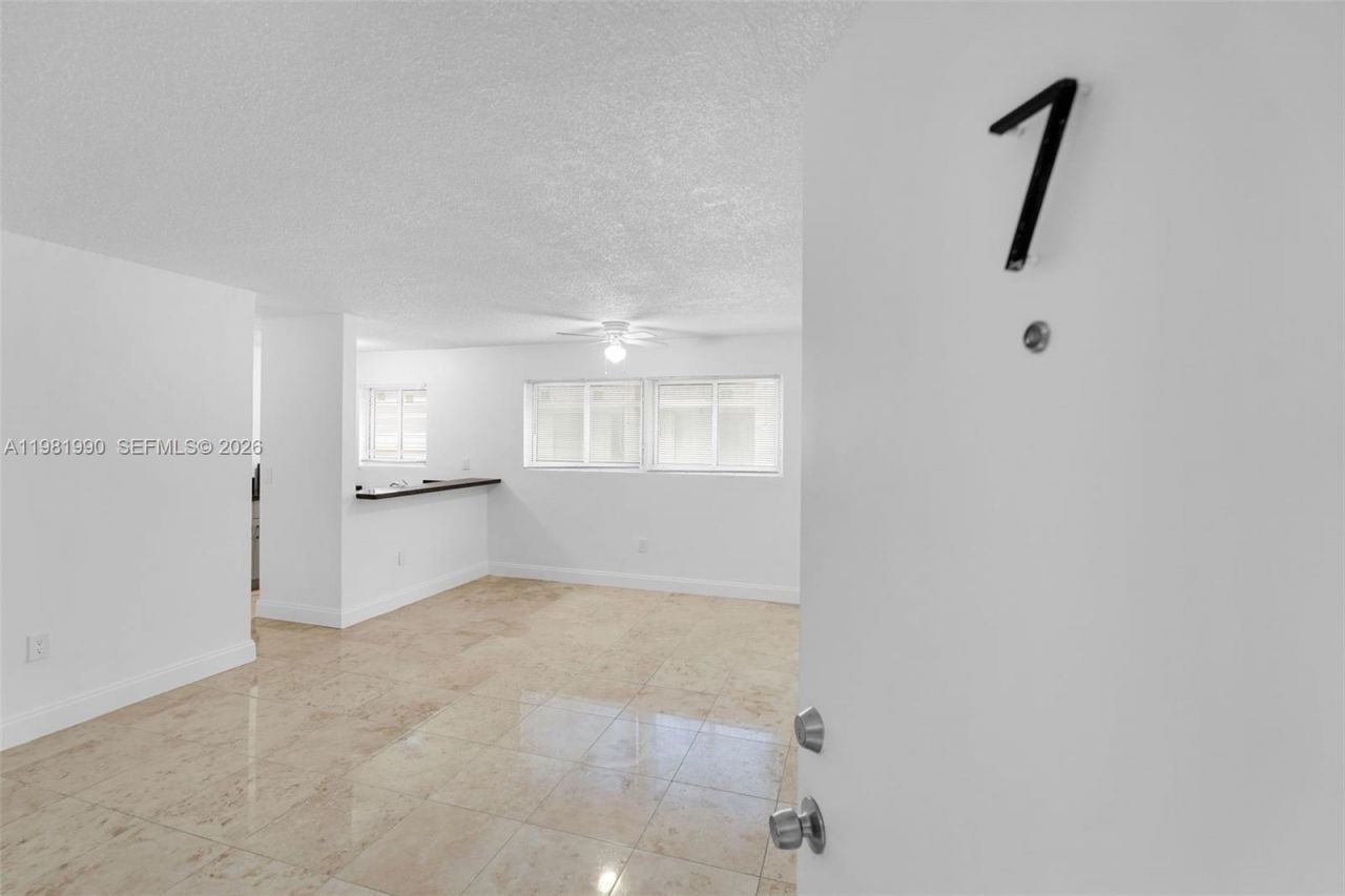 12101 NE 6th Ave , Unit 7, North Miami, FL 33161 Photo