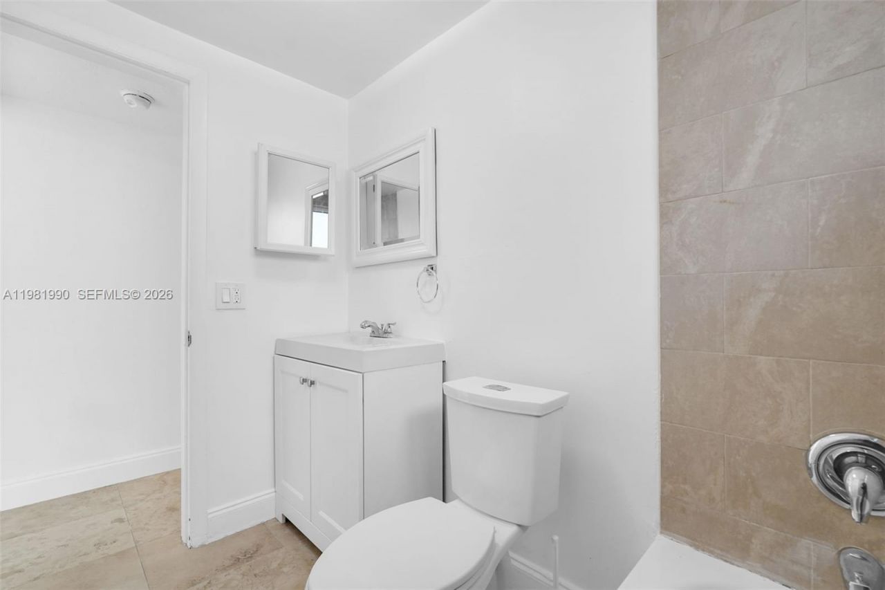 12101 NE 6th Ave, Unit 7, North Miami, FL 33161 Photo