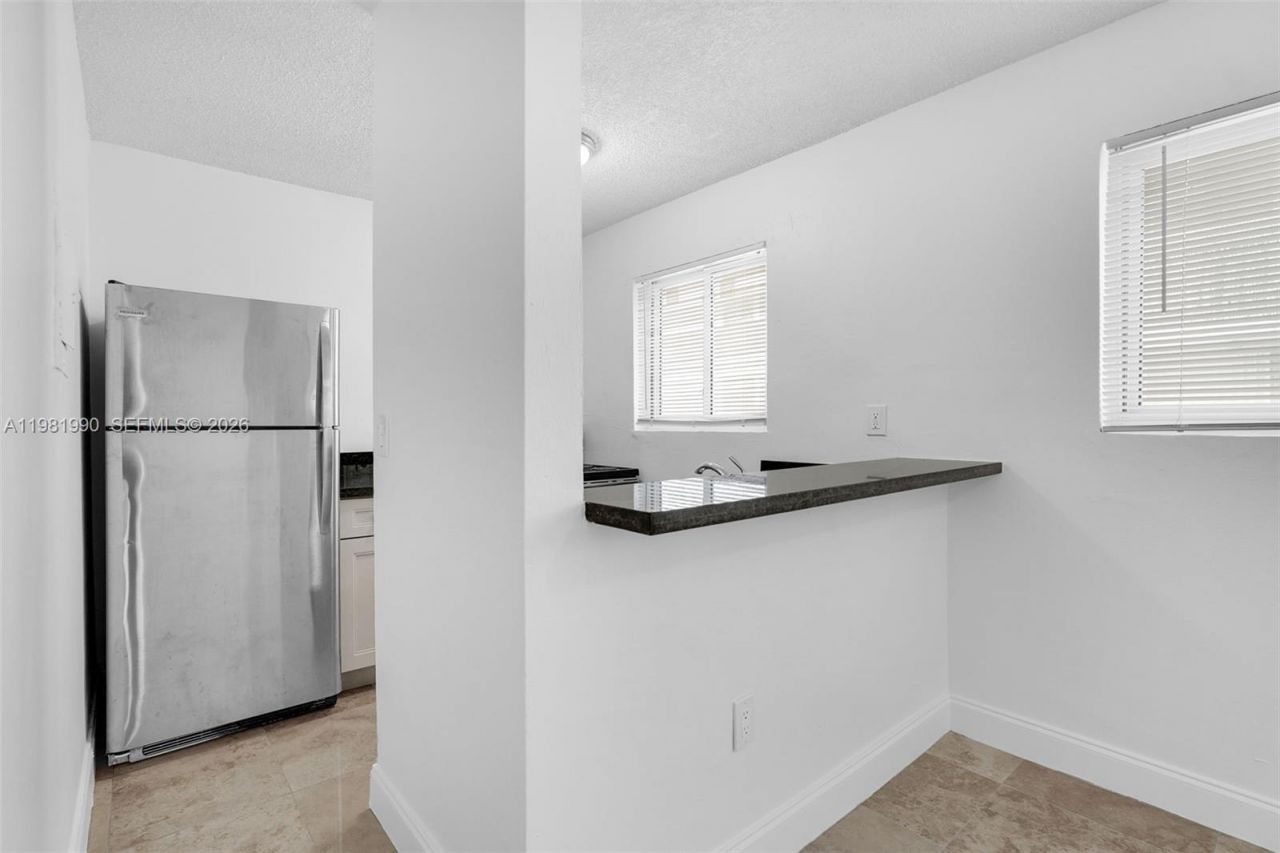 12101 NE 6th Ave , Unit 7, North Miami, FL 33161 Photo