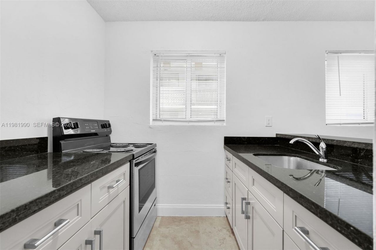 12101 NE 6th Ave , Unit 7, North Miami, FL 33161 Photo