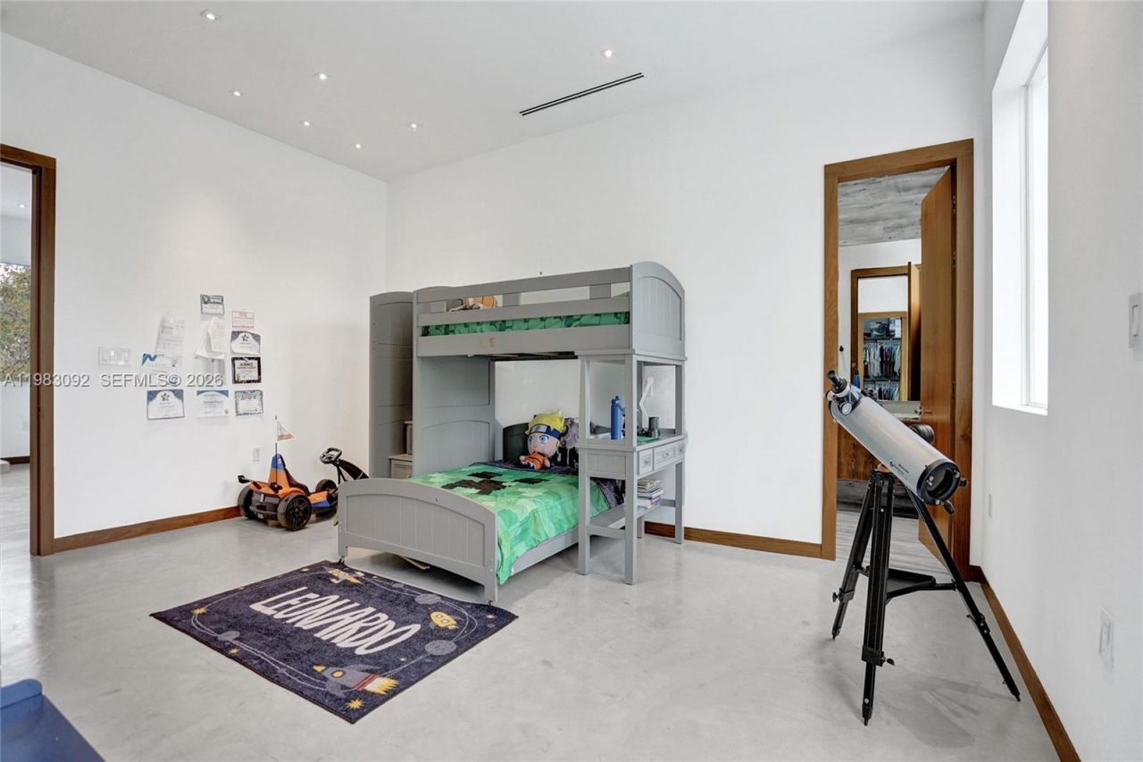 19914 NE 19th Ct, Miami, FL 33179 Photo