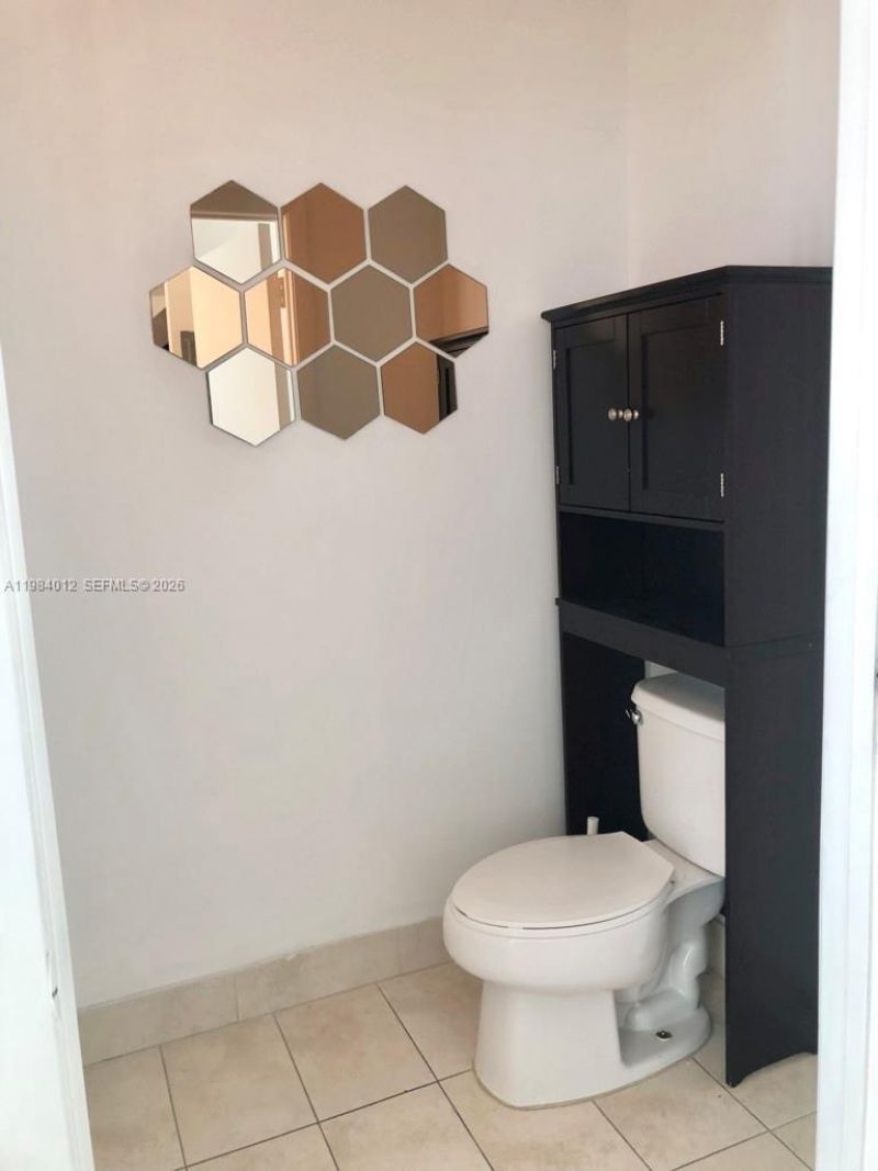 1900 N Bayshore Dr, Unit 1619, Miami, FL 33132 Photo
